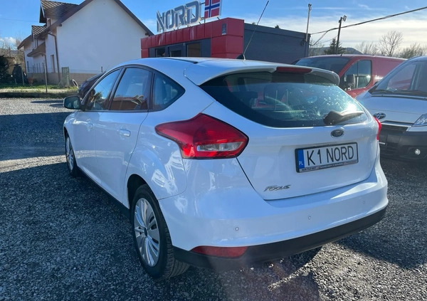 Ford Focus cena 28700 przebieg: 217830, rok produkcji 2014 z Sulechów małe 352